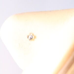 9kt Gold mini Flower Nose Piercing with clear gem tiny 9k mark New